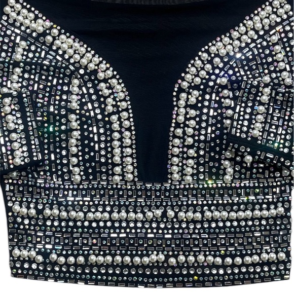 Windsor Tops - Windsor Best Dressed Faux Pearl Embellished Rhinestone Mesh Crop Top Size Small